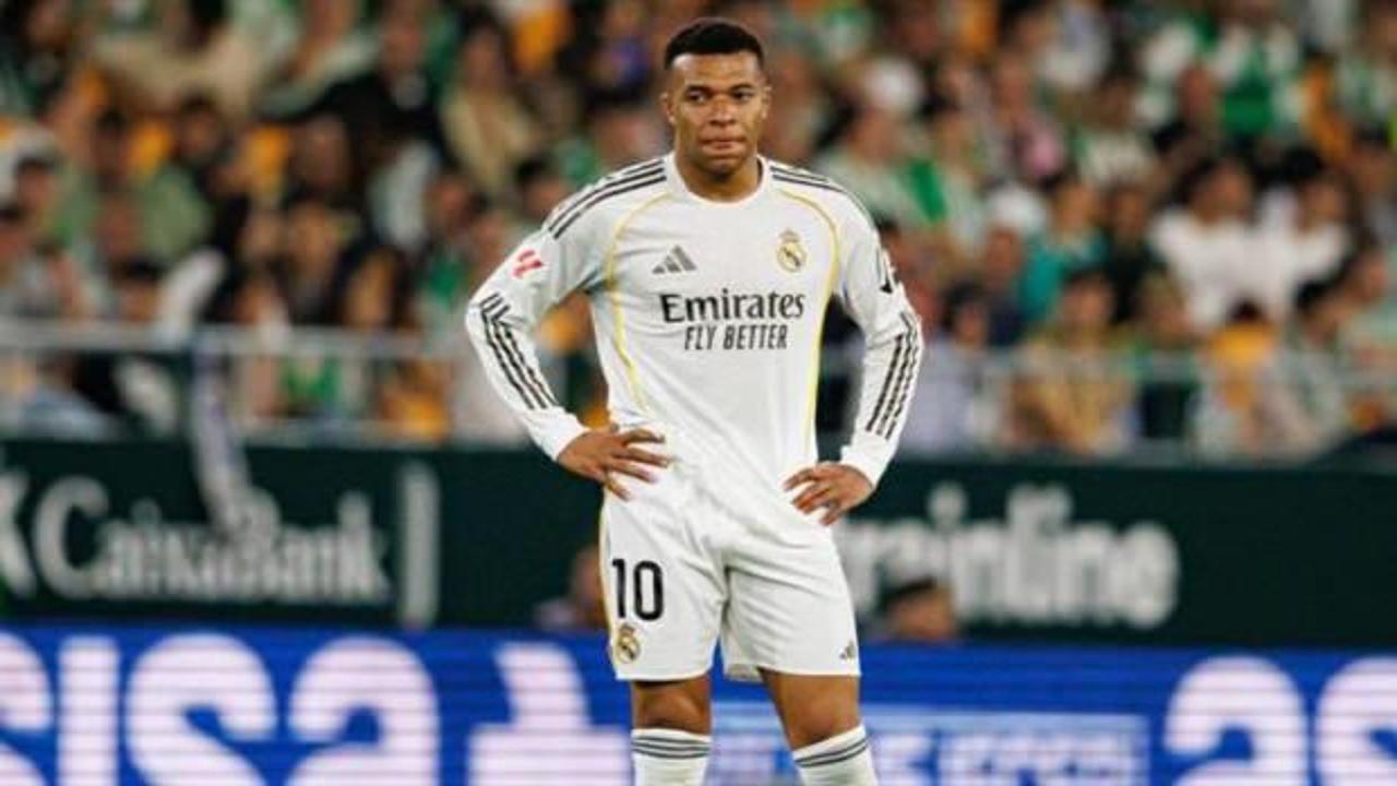 Real Madrid taraftarı imza kampanyası başlattı! Milyonlarca kişi yıldız ismi istemiyor