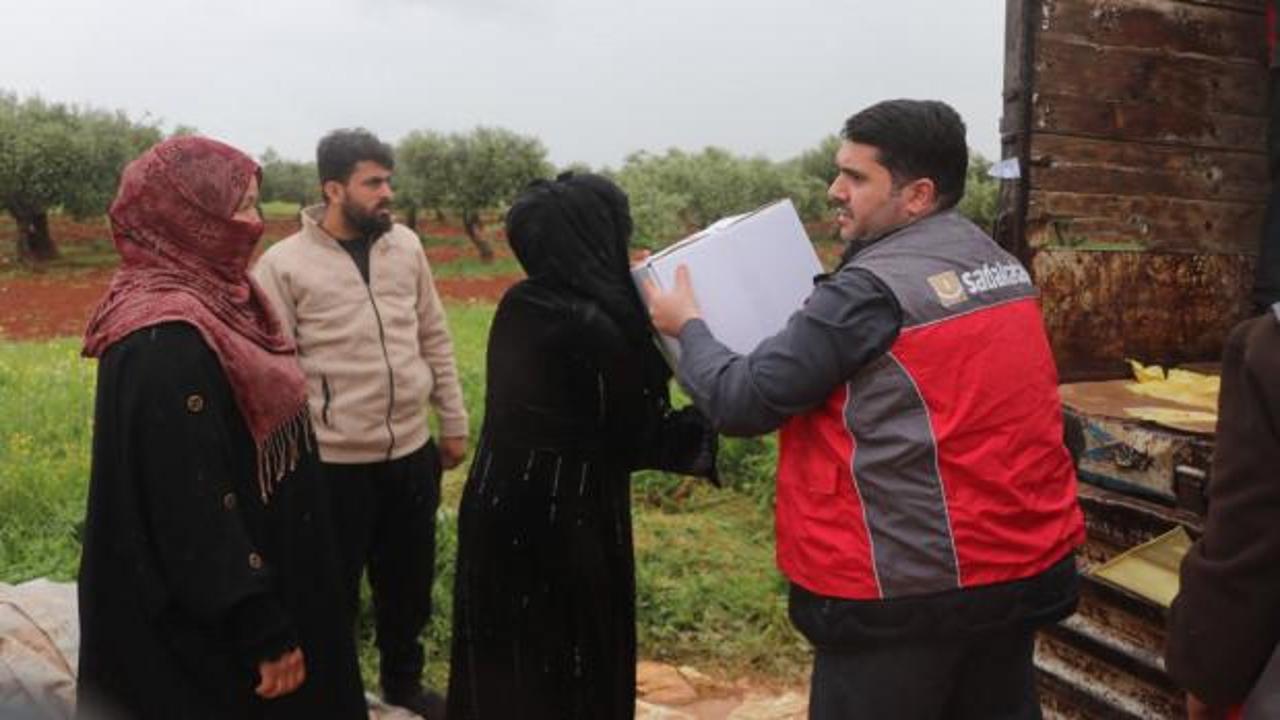 Sadakataşı&rsquo;ndan İdlib'de 550 aileye gıda yardımı