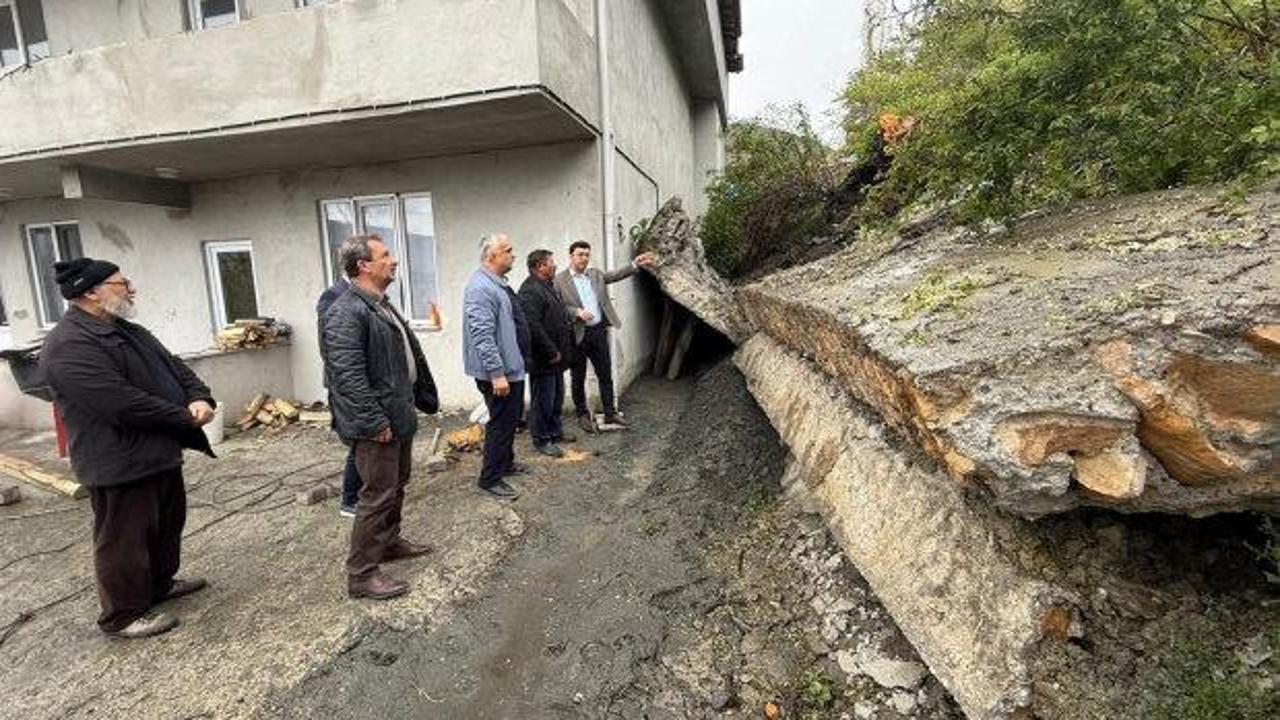 Tokat'ta sağanak nedeniyle istinat duvarı &ccedil;&ouml;kt&uuml;