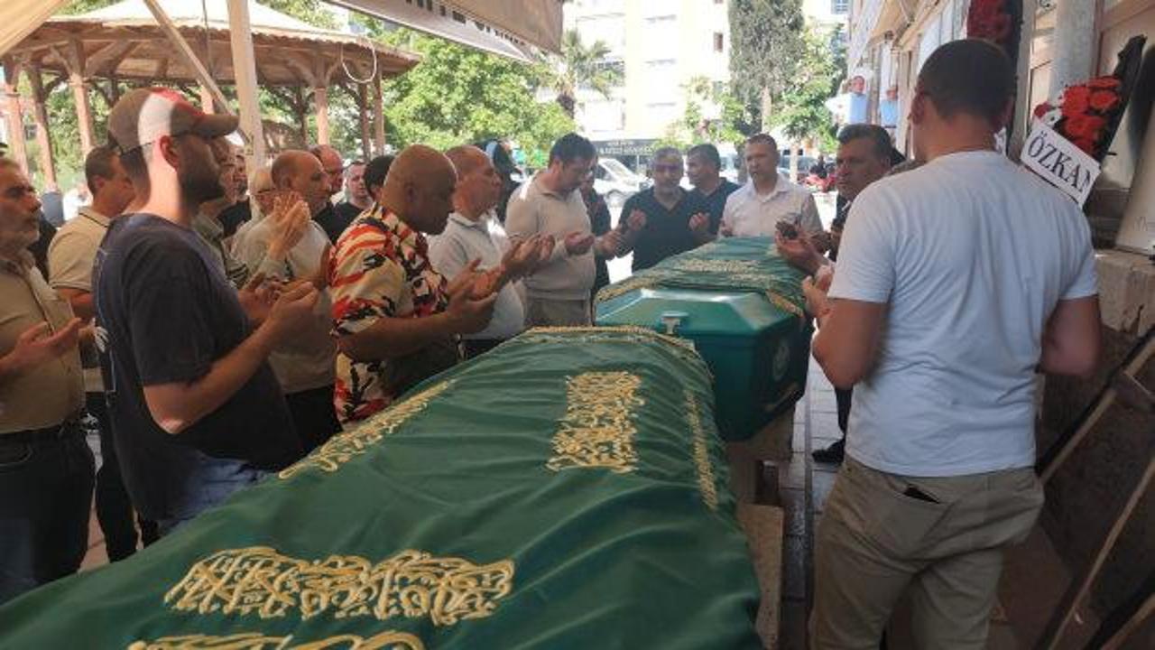 Manisa'da İki Yakın Arkadaş Kalp Krizi Sonucu 15 Dakika Arayla Hayatını Kaybetti