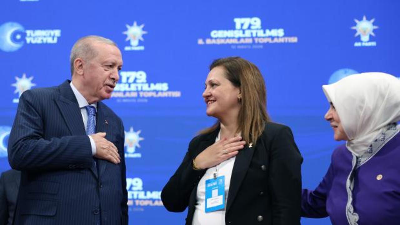 AK Parti'ye katılan Burcu Köksal'dan ilk açıklama! Değerlere saygı duyanlarla yürüyeceğim