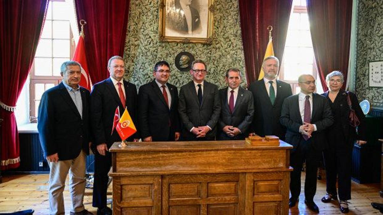 Boris Dillies, Galatasaray Lisesi'ni ziyaret etti