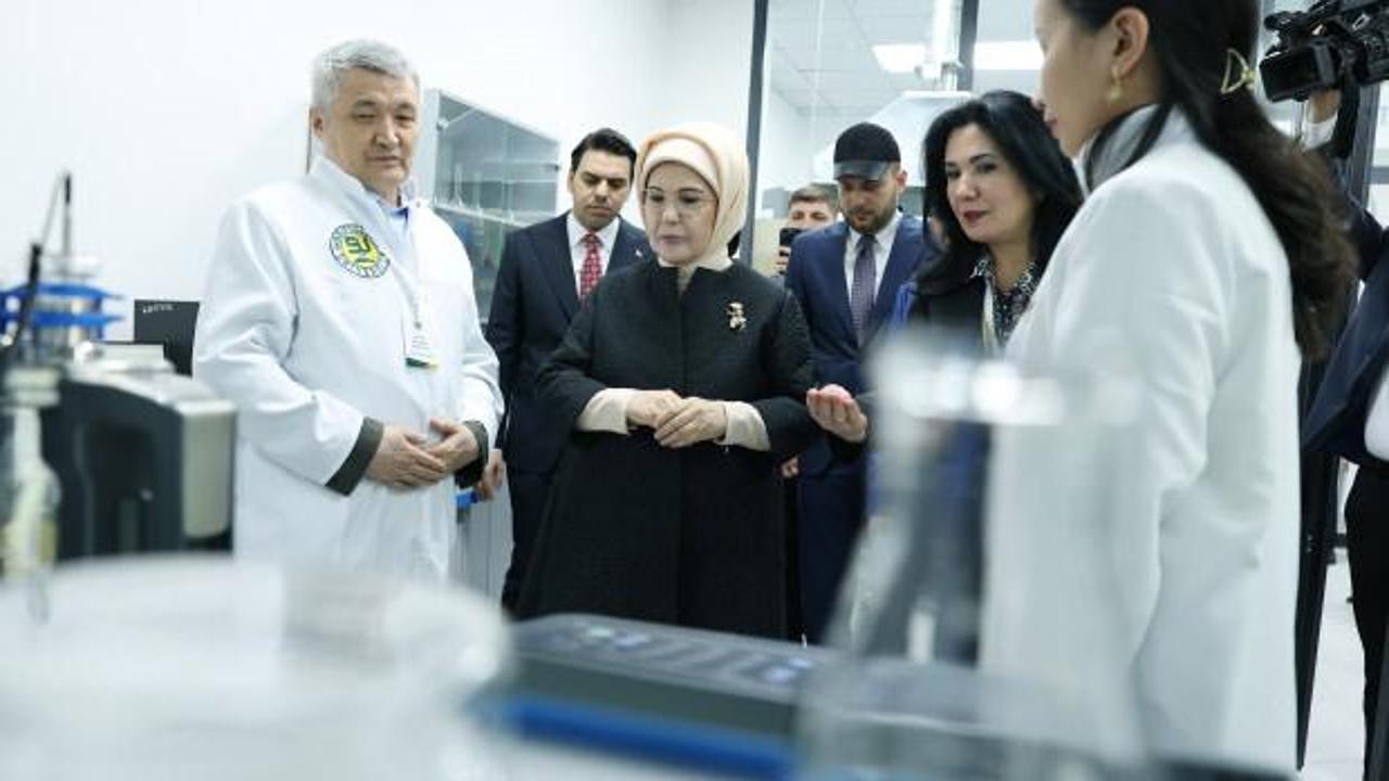 Emine Erdoğan&rsquo;dan Kazakistan&rsquo;da &ldquo;Sıfır Atık&rdquo; a&ccedil;ılışı