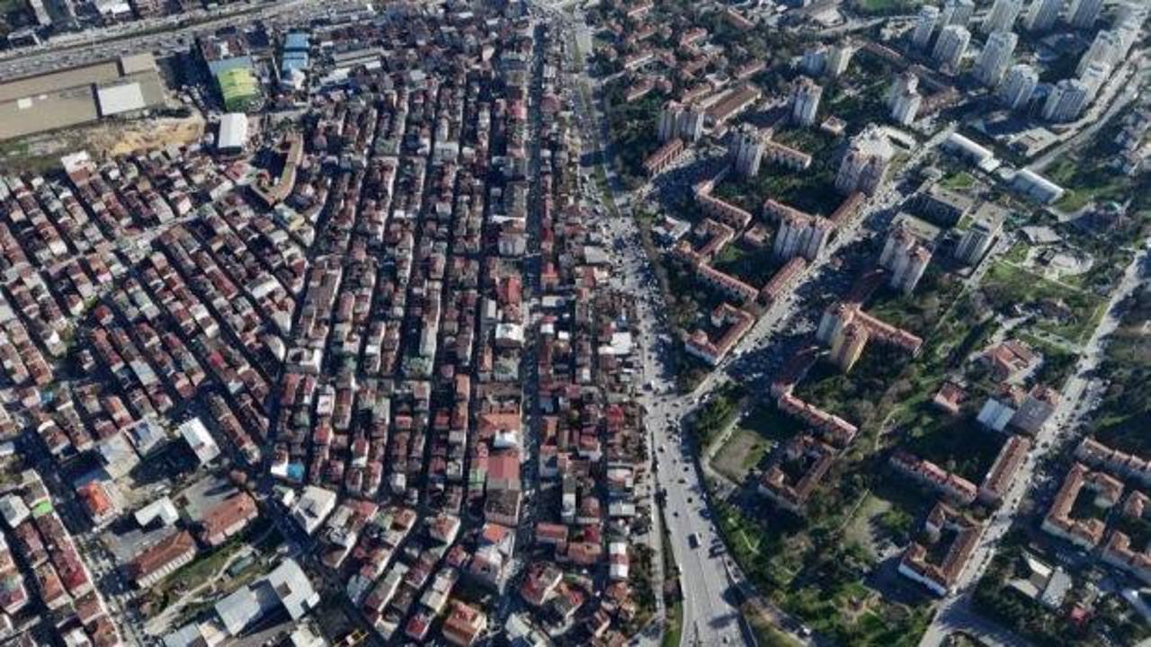 İstanbul&rsquo;da hayatın iki farklı y&uuml;z&uuml; aynı karede! Dikkat &ccedil;eken g&ouml;r&uuml;nt&uuml;