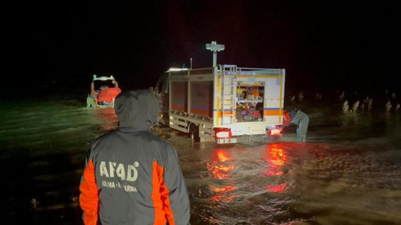 Kayseri'de g&ouml;lette mahsur kalan 3 genci AFAD ekipleri kurtardı