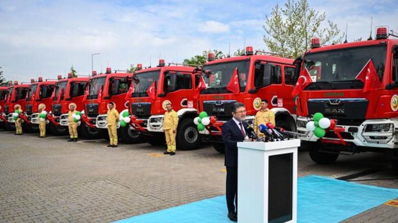 Orman yangınlarıyla m&uuml;cadelede yeni ara&ccedil;lar g&ouml;rev yerlerine uğurlandı