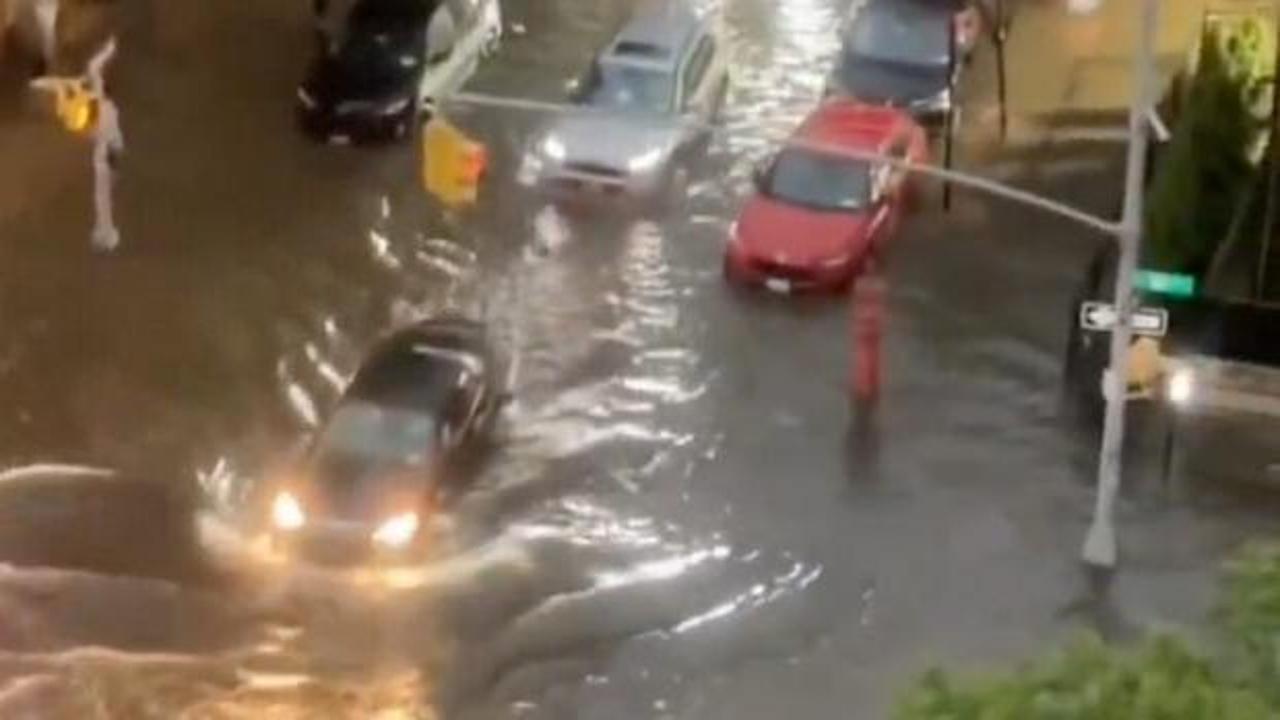 ABD'de sel felaketi! Binlerce insan etkilendi