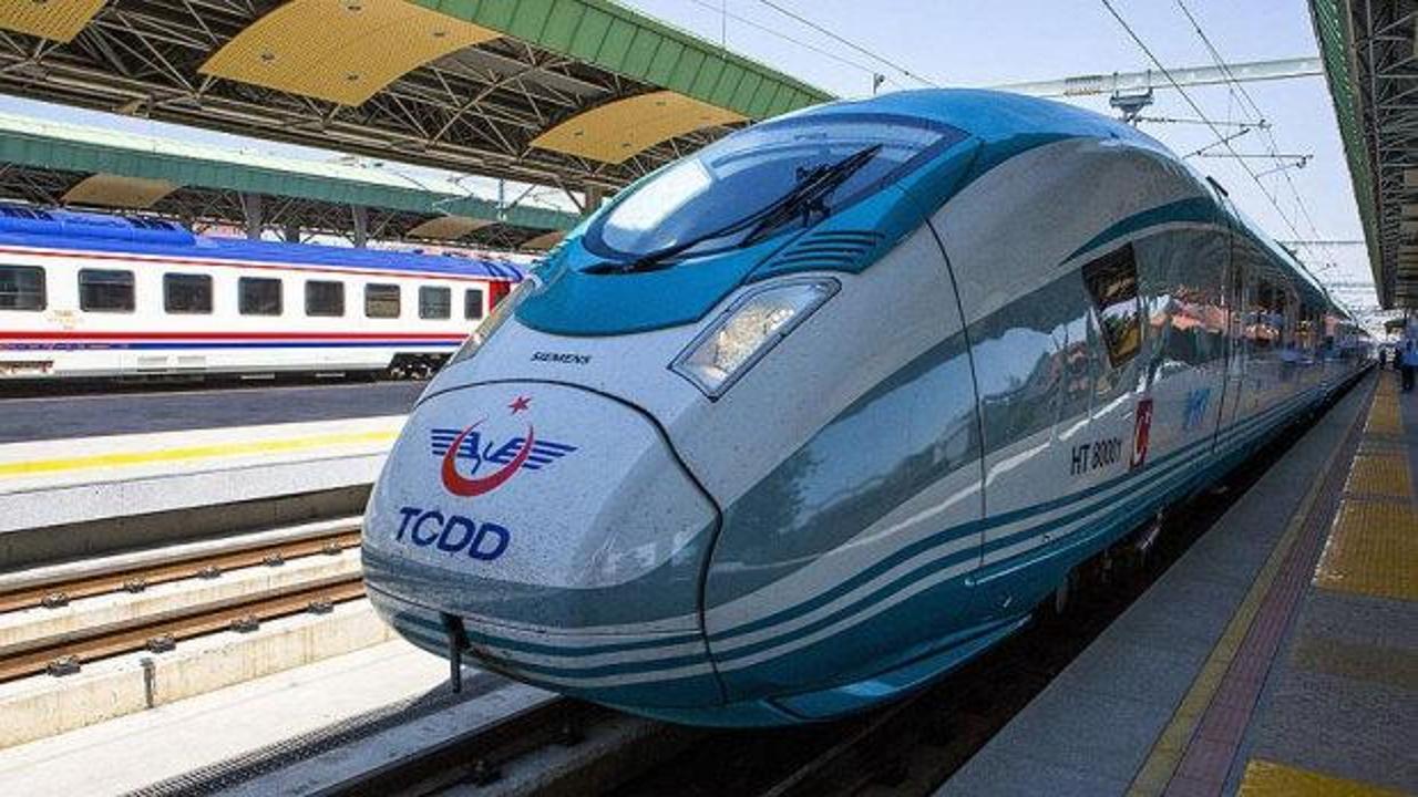 Bakan Uraloğlu'ndan hızlı tren m&uuml;jdesi: 2 şehrin arası 2 saate d&uuml;şecek