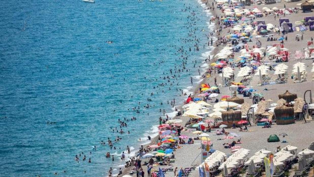 Bayramda Antalya otellerinde y&uuml;zde 100 doluluk