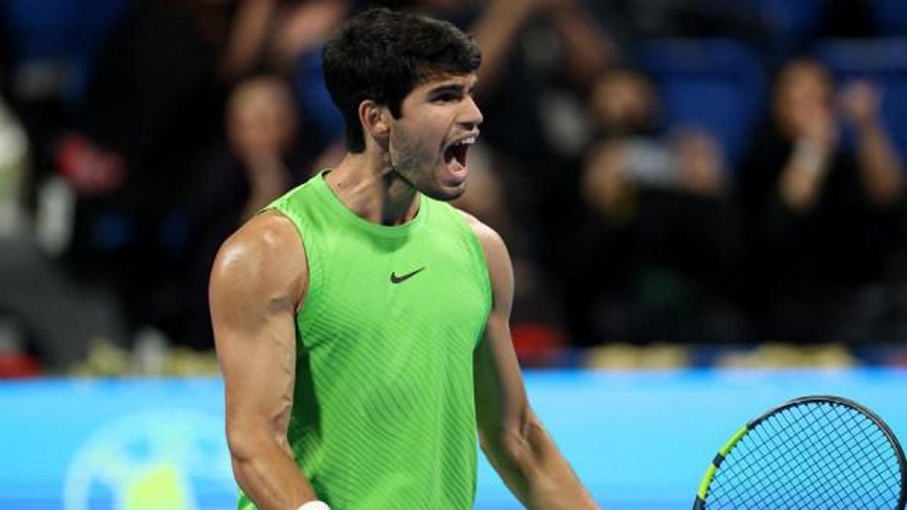 Carlos Alcaraz Wimbledon'dan &ccedil;ekildi