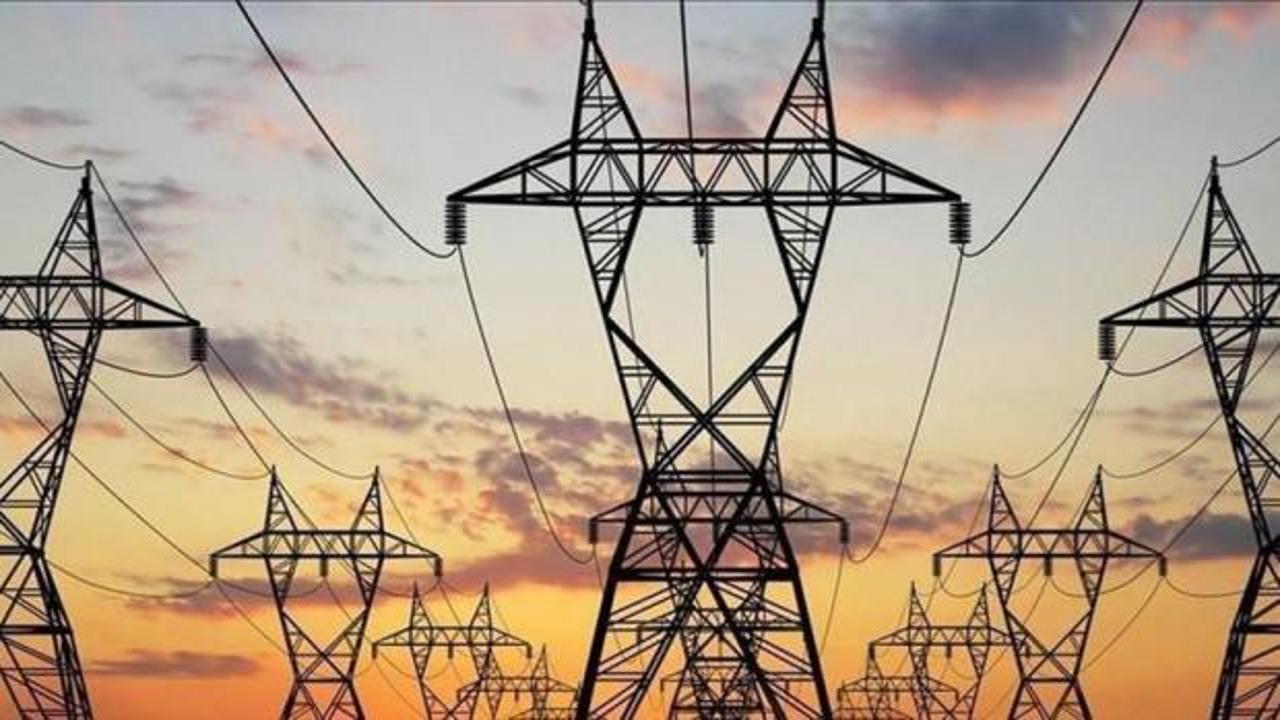 G&uuml;nl&uuml;k elektrik &uuml;retim ve t&uuml;ketim verileri
