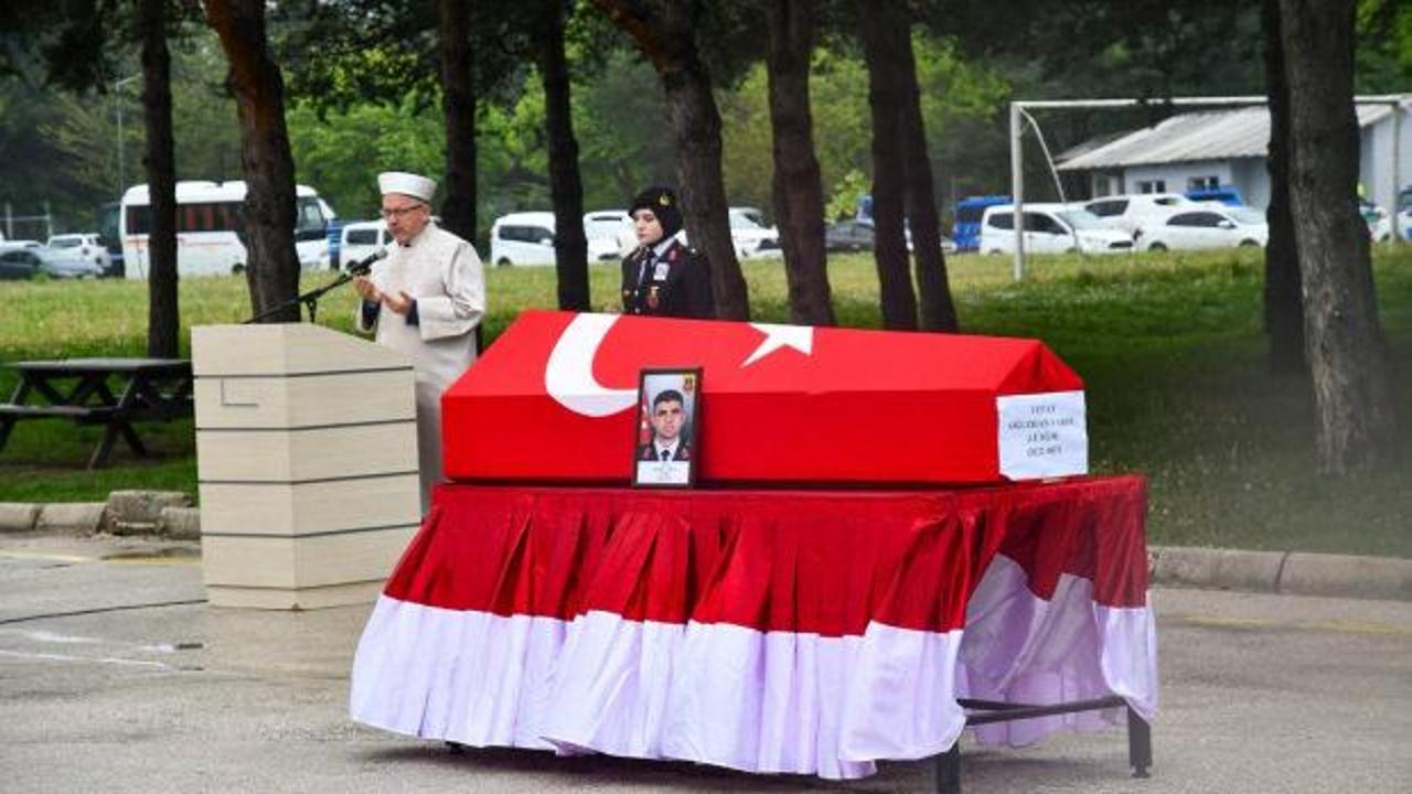 Hayatını kaybeden jandarma komutanı, askeri t&ouml;renle uğurlandı