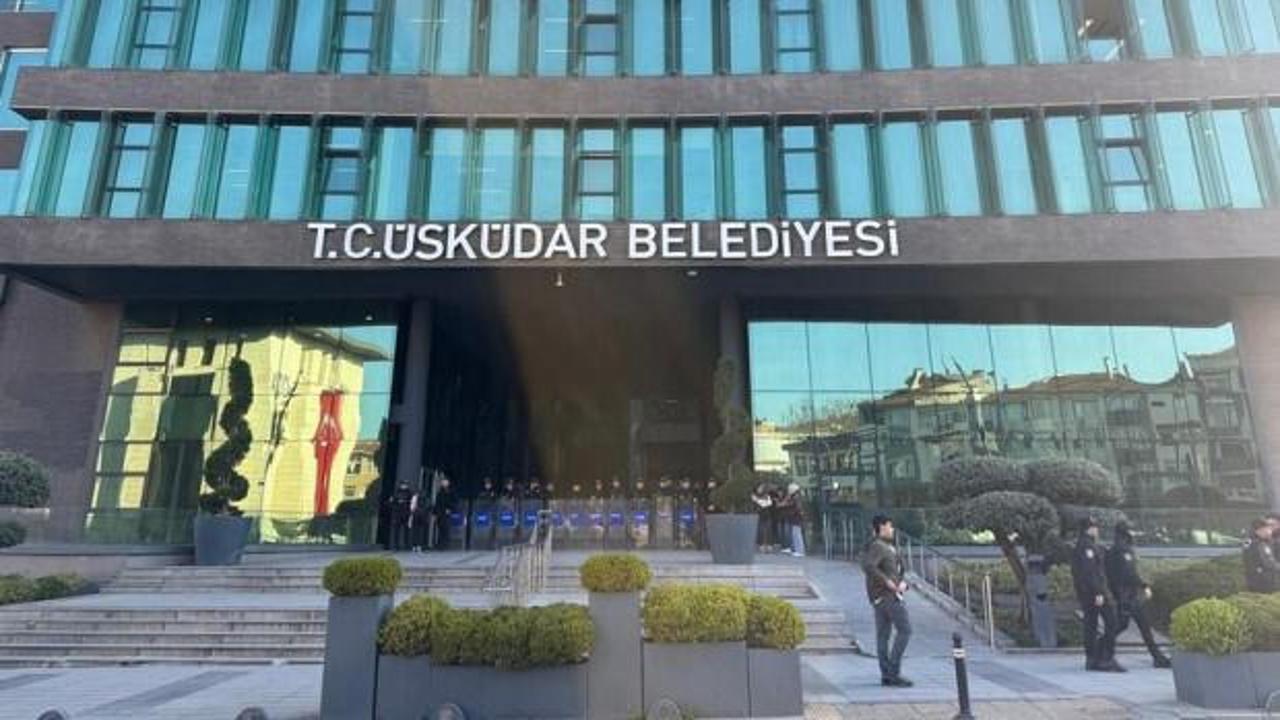 &Uuml;sk&uuml;dar Belediyesi'ne soruşturma! 7 kişi tutuklandı