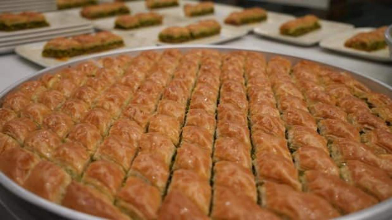 Baklavaya talep arttı! Fiyatı Bin 800 TL