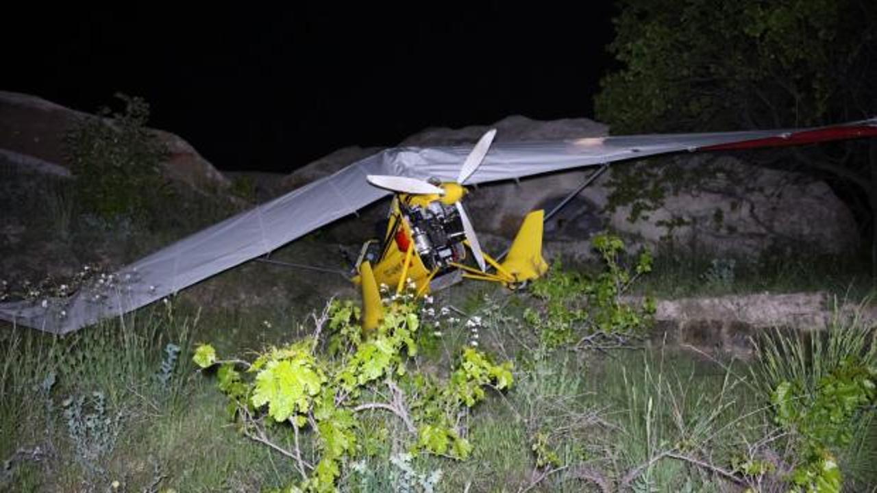 Kapadokya&rsquo;da microlight hava aracı zorunlu iniş yaptı: 2 yaralı