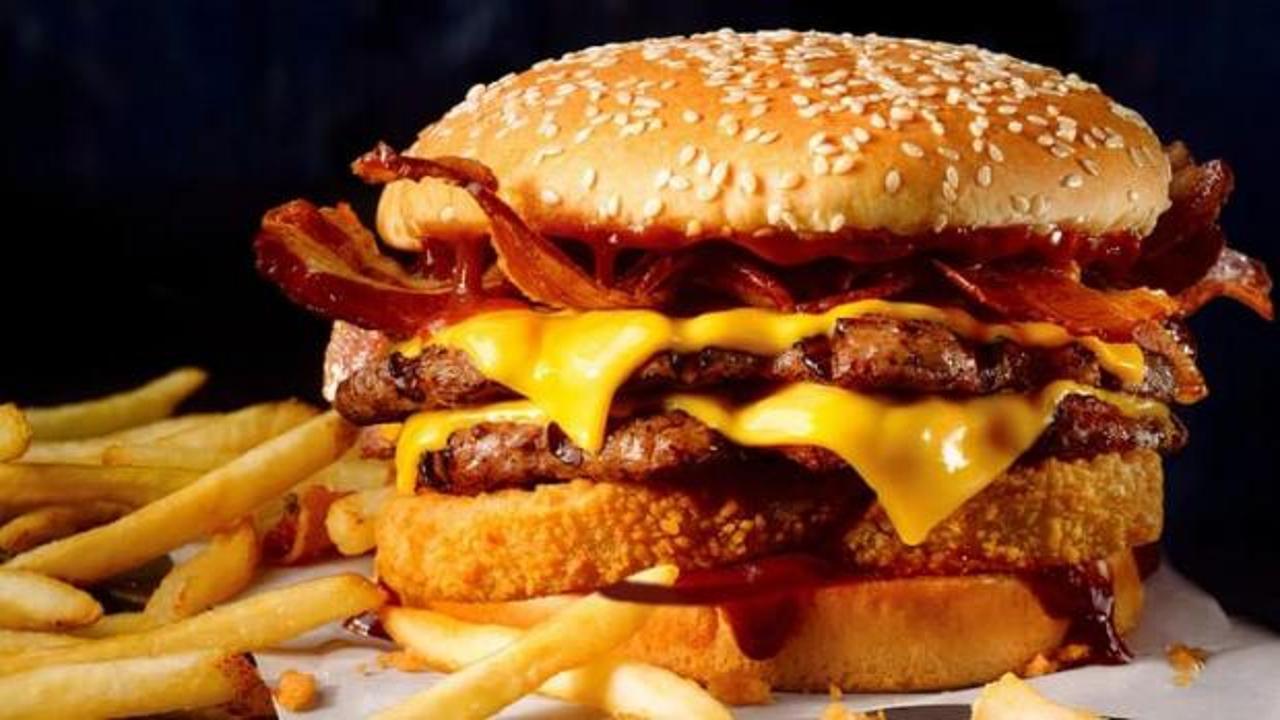 T&uuml;rkiye'de faaliyet g&ouml;steriyordu: ABD'li burger devinin ortağı battı! Şubelerini kapatıyor
