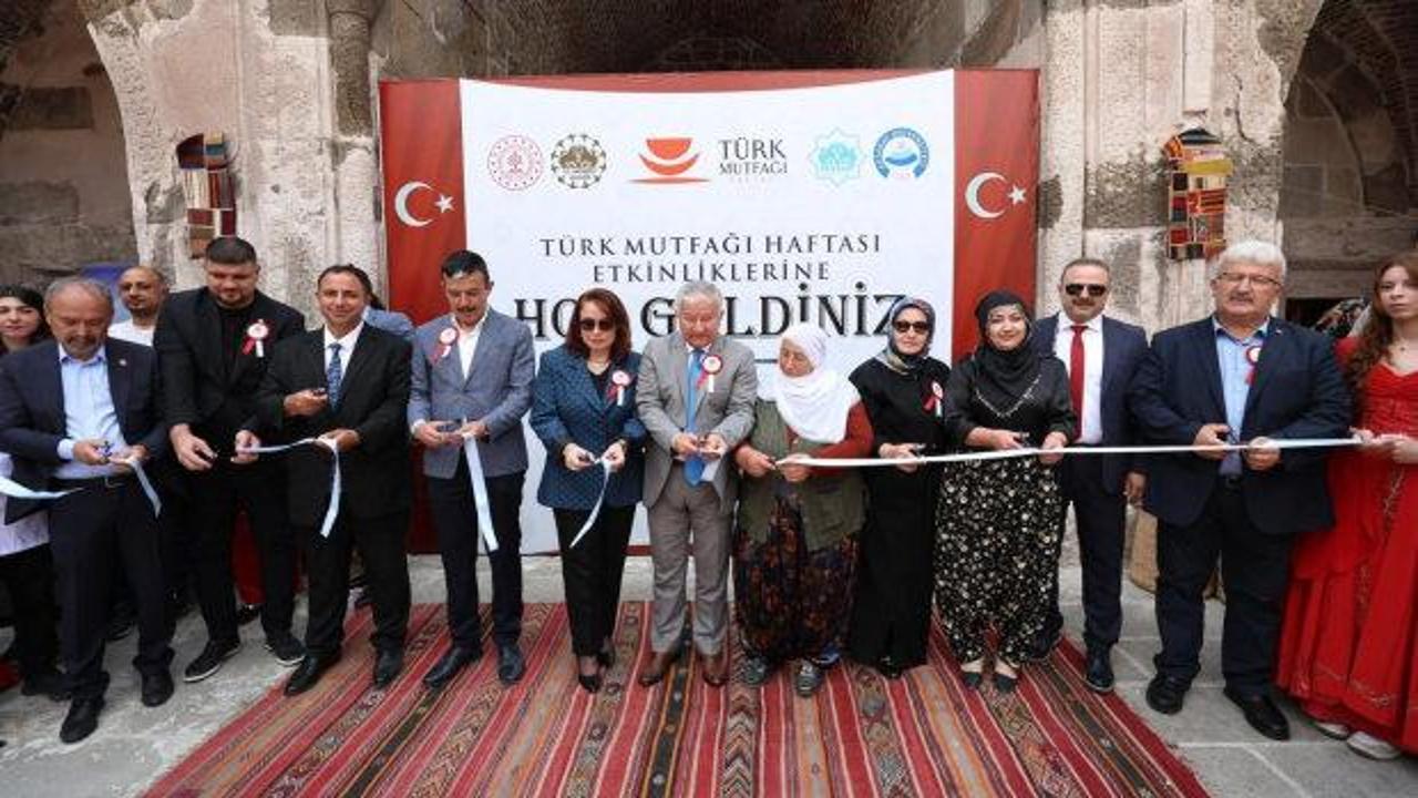 Aksaray'da T&uuml;rk Mutfağı Haftası coşkusu: 'Bir Sofrada Miras' etkinliği yapıldı 