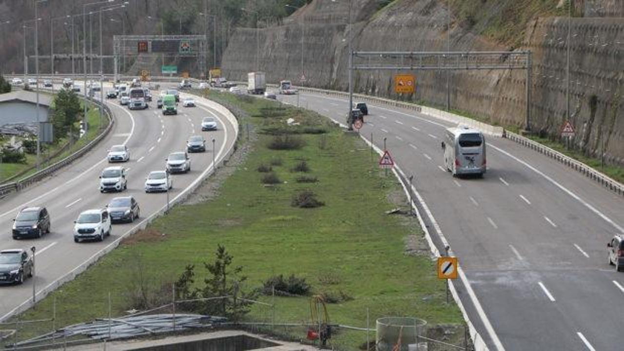 Bolu Dağı T&uuml;neli'nden bayram tatilinde 1 milyon 51 bin 507 ara&ccedil; ge&ccedil;ti
