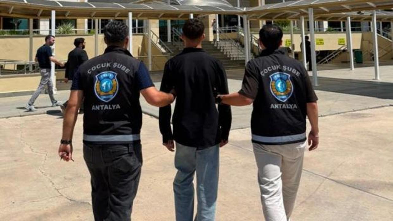 'Devlet biziz' dedi &ccedil;ocuk şube aldı!