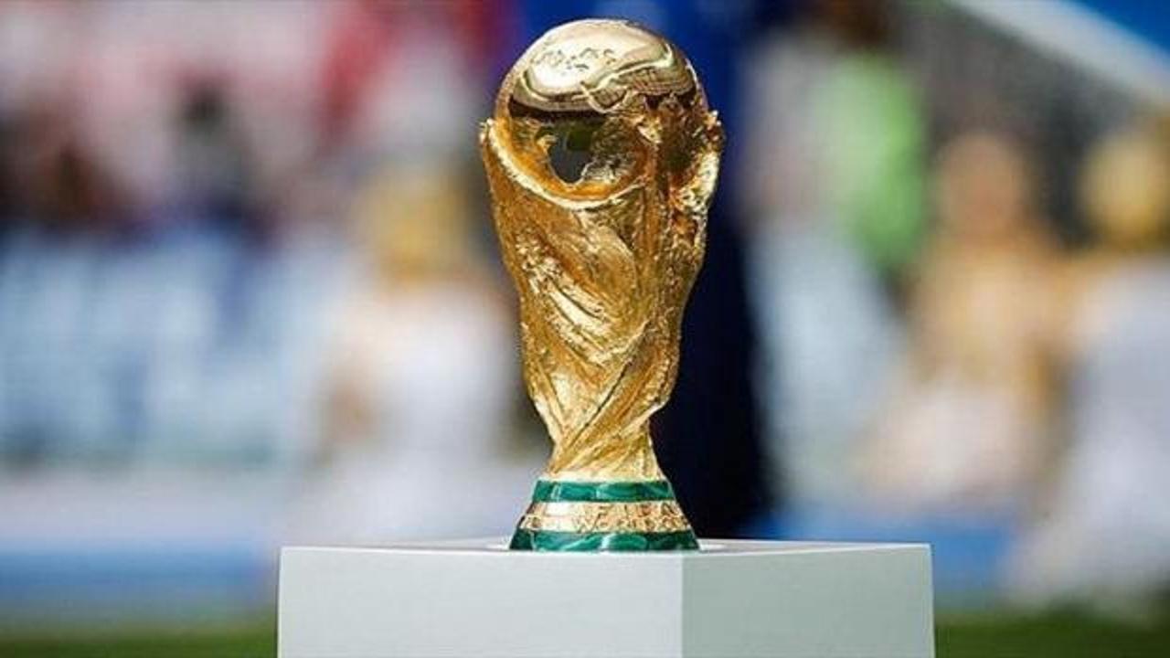 İran Milli Futbol Takımı oyuncuları sahada