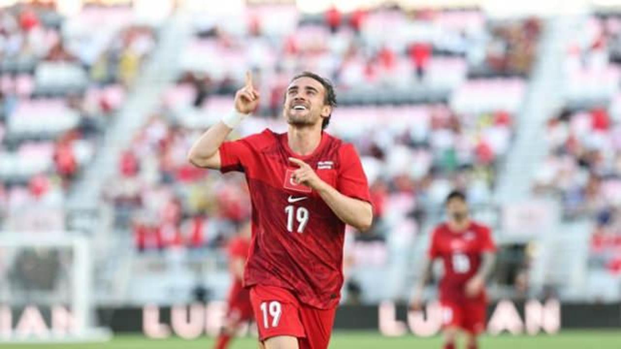 A Milli Takım futbolcuları maç sonrası açıklama yapıyor.