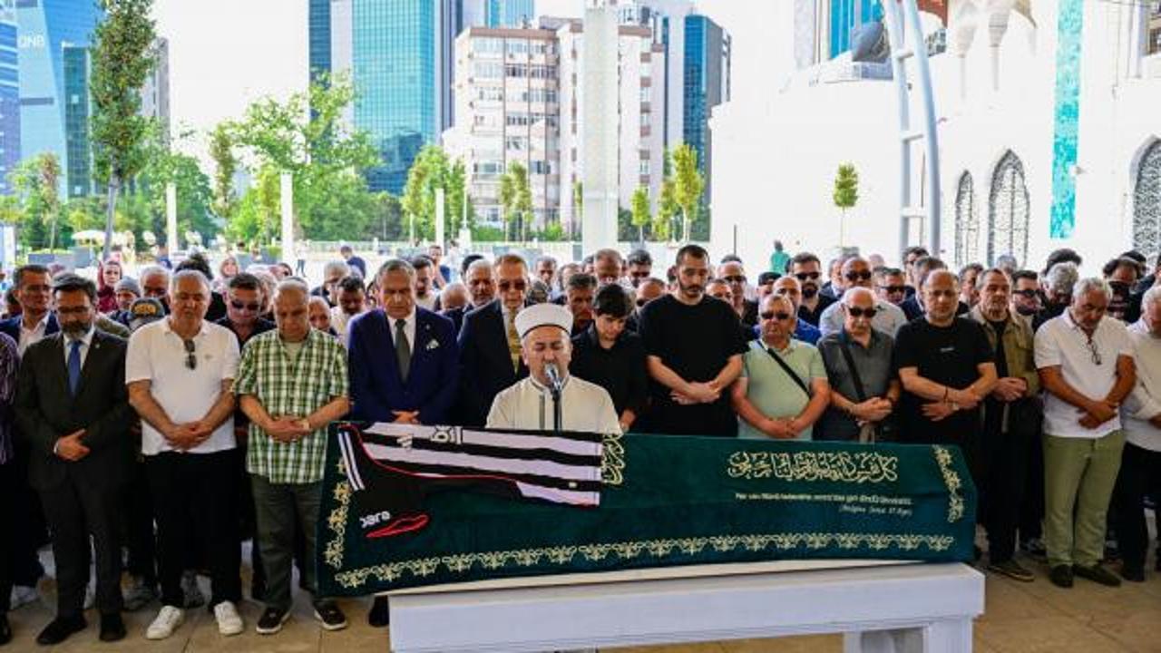 Gazeteci Reha Muhtar son yolculuğuna uğurlandı