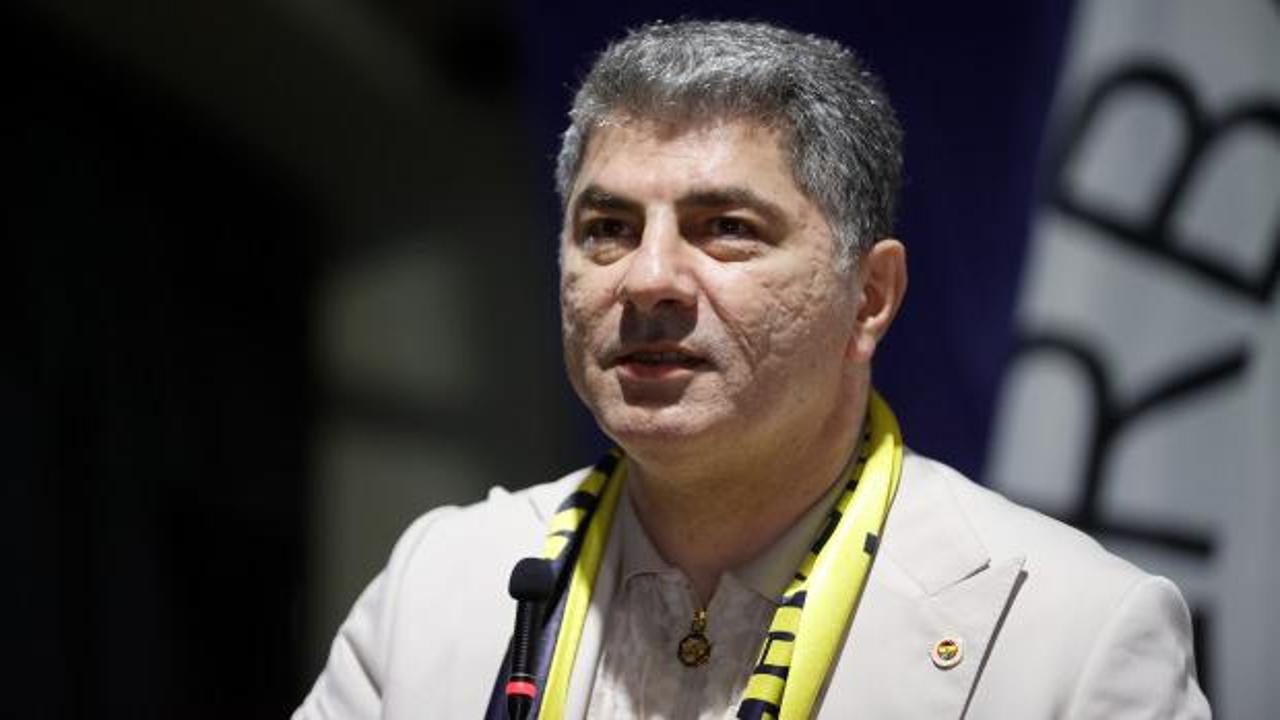 Hakan Safi'den İrfan Can Kahveci a&ccedil;ıklaması! "Maaşını ben &ouml;d&uuml;yorum"