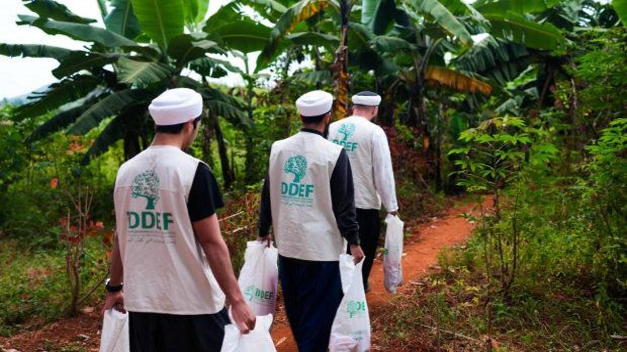 İDDEF, kurban sevincini 2,4 milyon ihtiya&ccedil; sahibiyle paylaştı