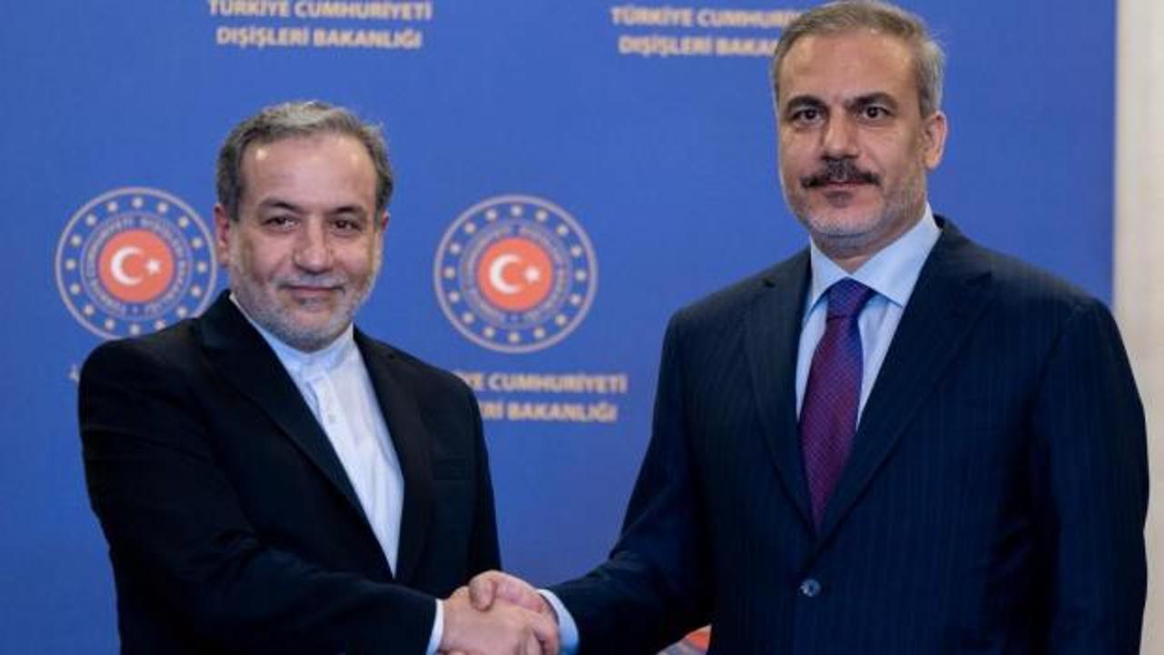 Türkiye ve İran Dışişleri Bakanları telefonla görüşüyor.