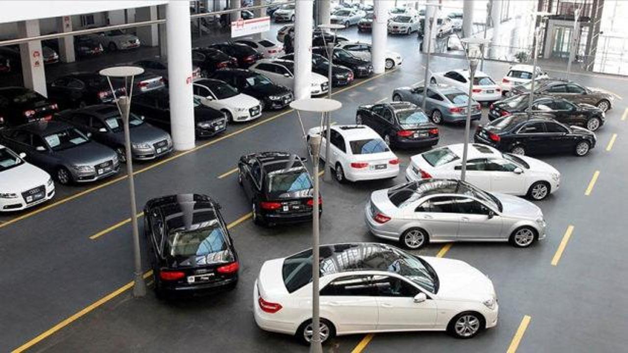 Otomobil ve hafif ticari ara&ccedil; pazarı yılın ilk 5 ayında y&uuml;zde 7,4 daraldı