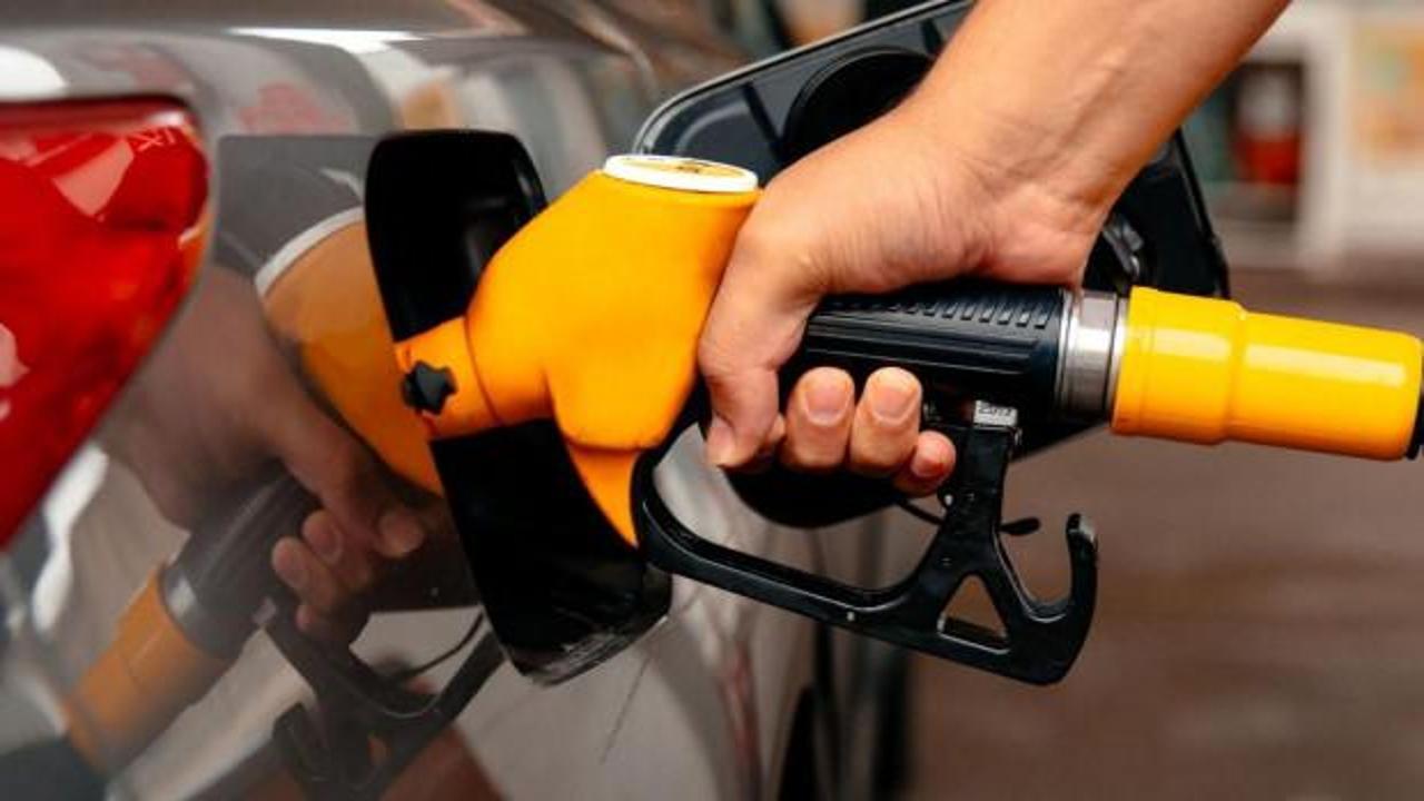 Pompaya yansıyacak: Brent petrol d&uuml;şt&uuml;! İşte g&uuml;ncel akaryakıt fiyatları