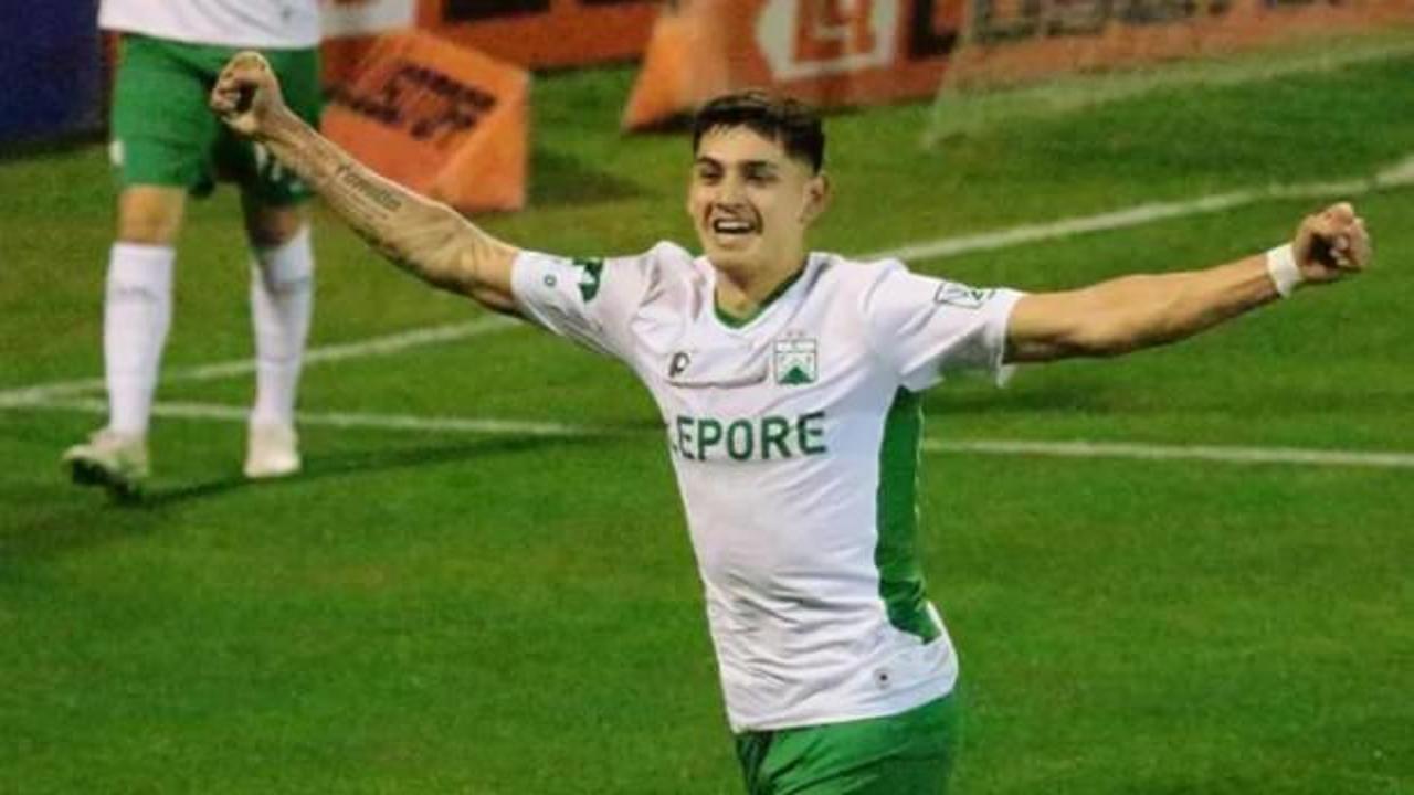 Göztepe forması giyen Mateo Benegas'ın görseli
