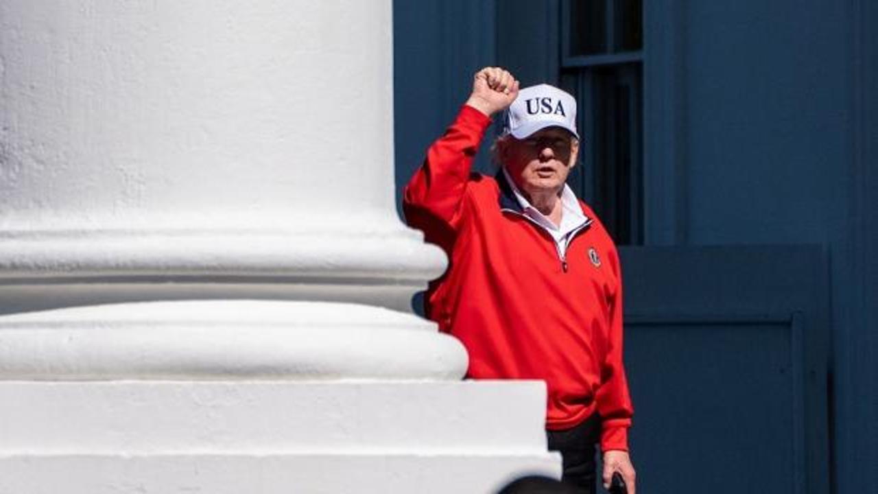 ABD Başkanı Donald Trump Beyaz Saray'da basın mensuplarına açıklamalarda bulunuyor.