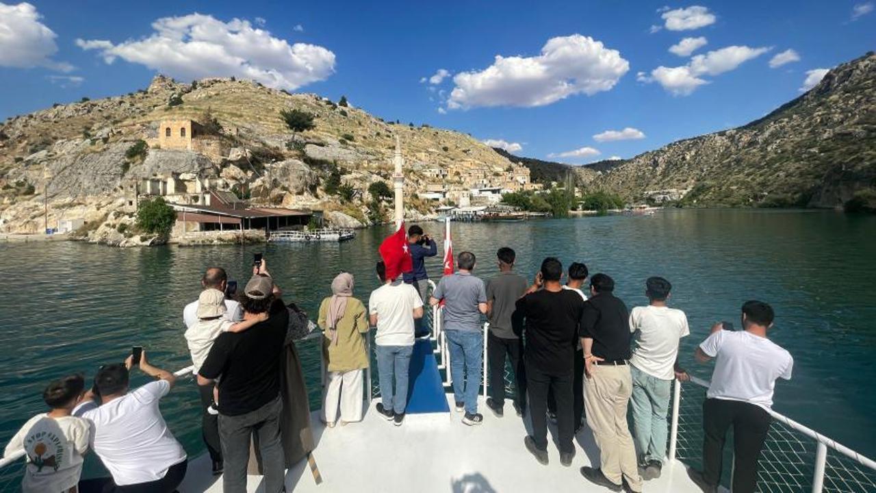 Halfeti, Kurban Bayramı'nda Yerli ve Yabancı Turistlerin Akınına Uğradı