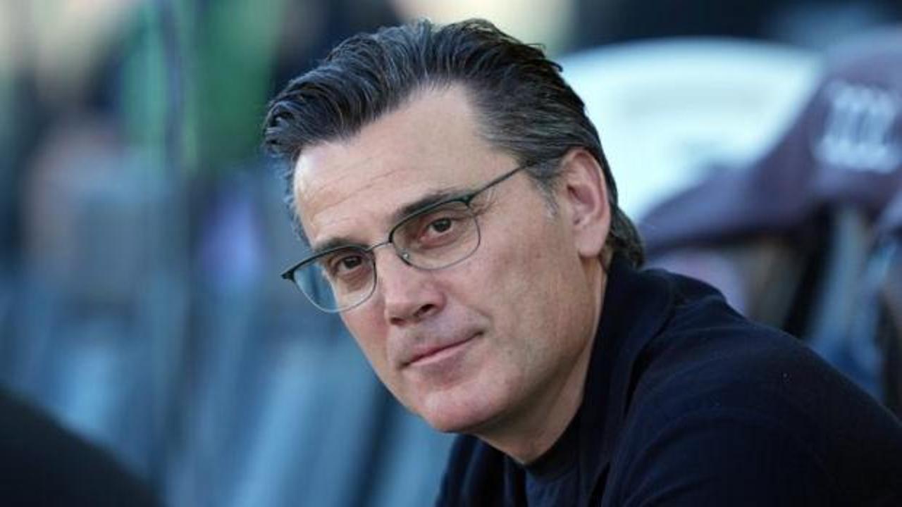 A Milli Takım Teknik Direktörü Vincenzo Montella maç sonrası açıklama yapıyor.