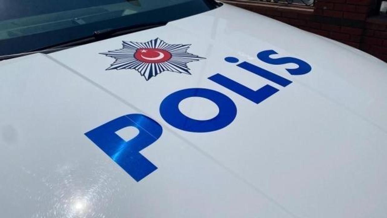 Aydın'da polis ekiplerinin gerçekleştirdiği operasyon sonucu yakalanan şahıs.