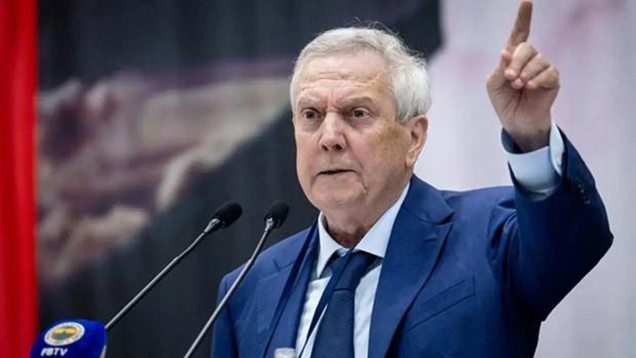 Fenerbahçe'de Aziz Yıldırım'ın başkanlık dönemiyle birlikte kadroda büyük değişim yaşanacak.