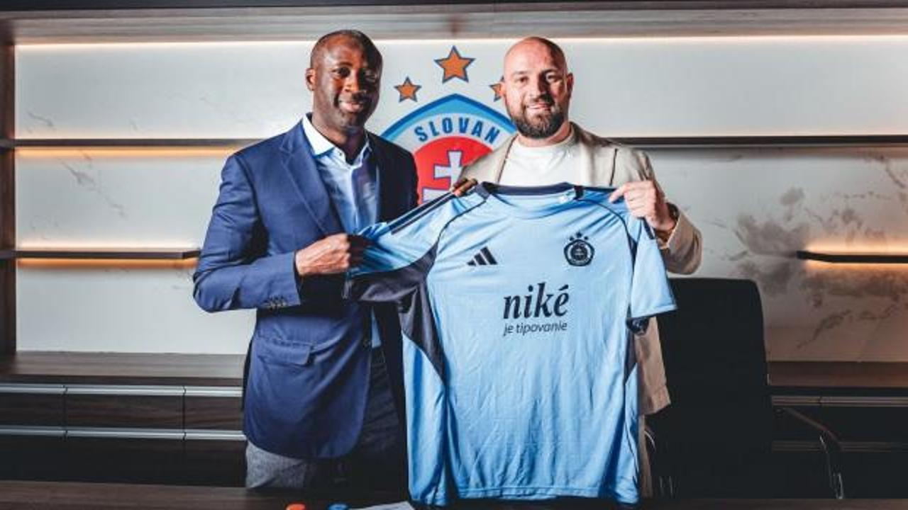 Yaya Toure'nin Slovan Bratislava teknik direktörü olarak duyurulması