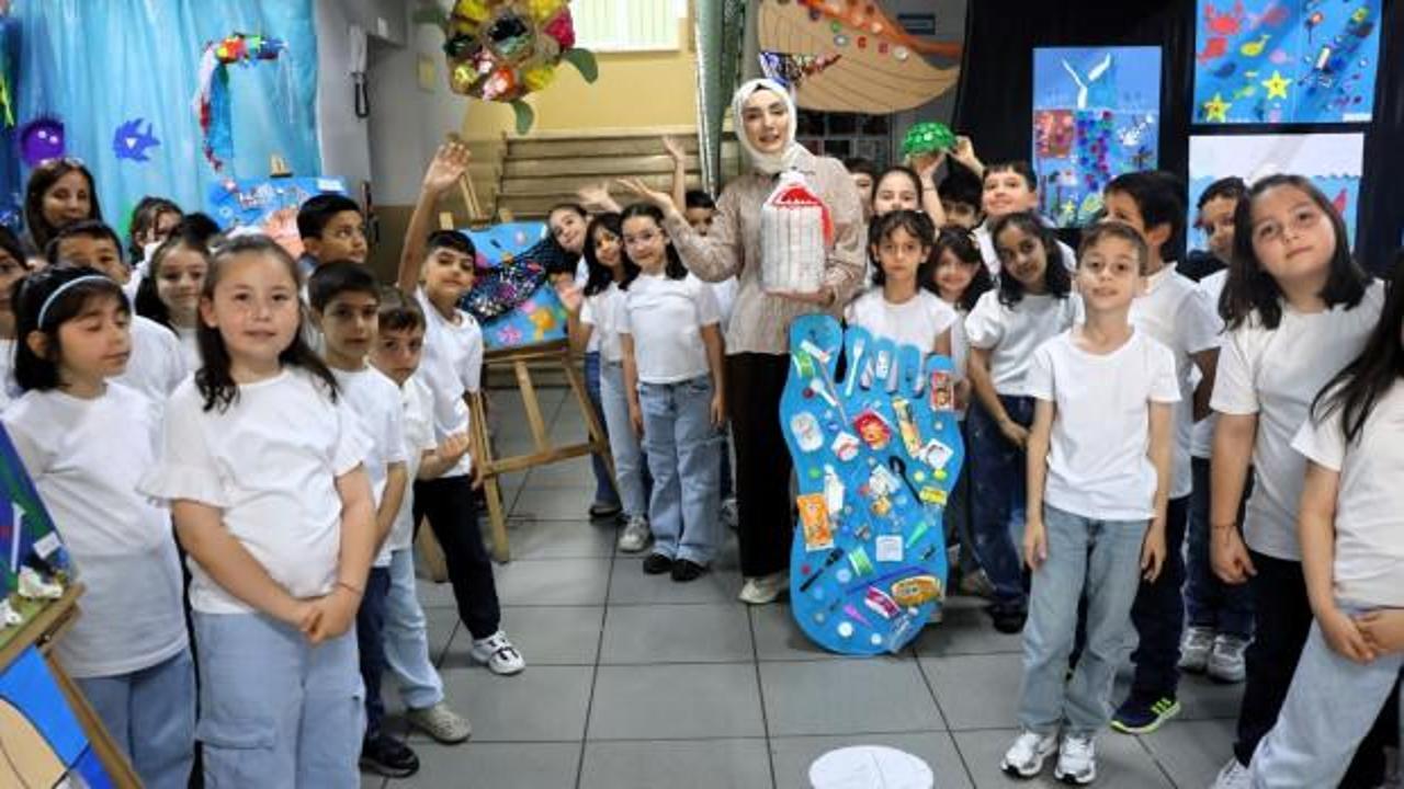 &Ccedil;ocuklardan deniz kirliliğine dikkat &ccedil;eken sergi