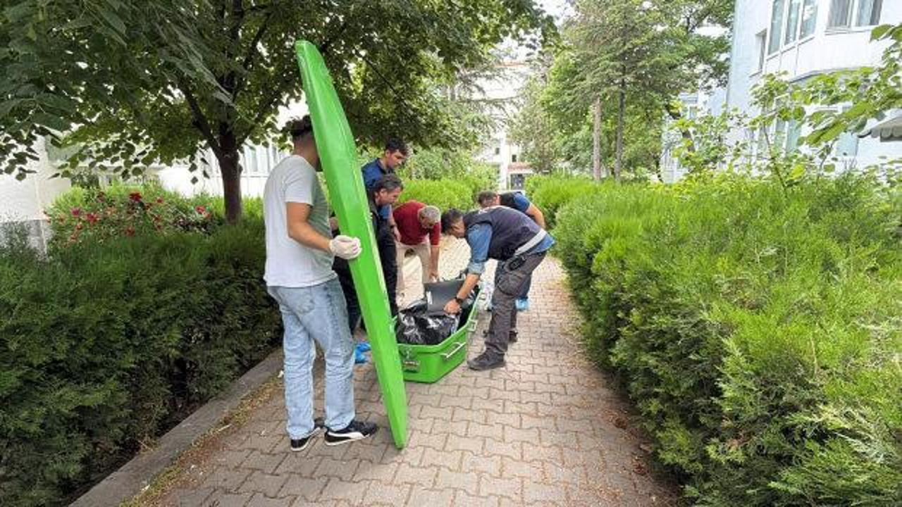 Evinde &ouml;l&uuml; bulunan kadın, 78 yıl kimliksiz yaşamış