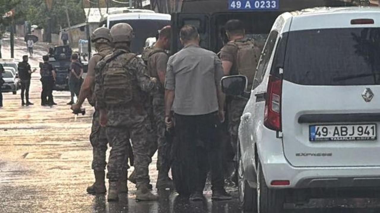 Muş'ta polis operasyonu sonrası güvenlik önlemleri.