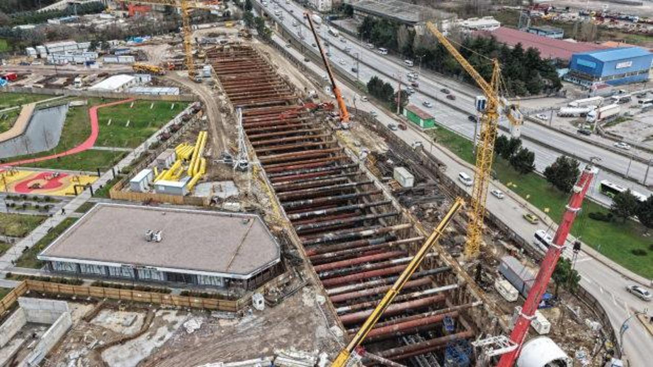 Körfezray Metro Projesi kapsamında tünel kazı çalışması yapan TBM'ler