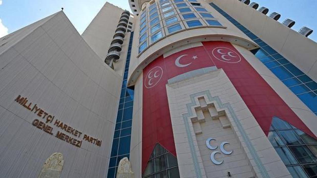 MHP'de bir teşkilatı daha feshedildi