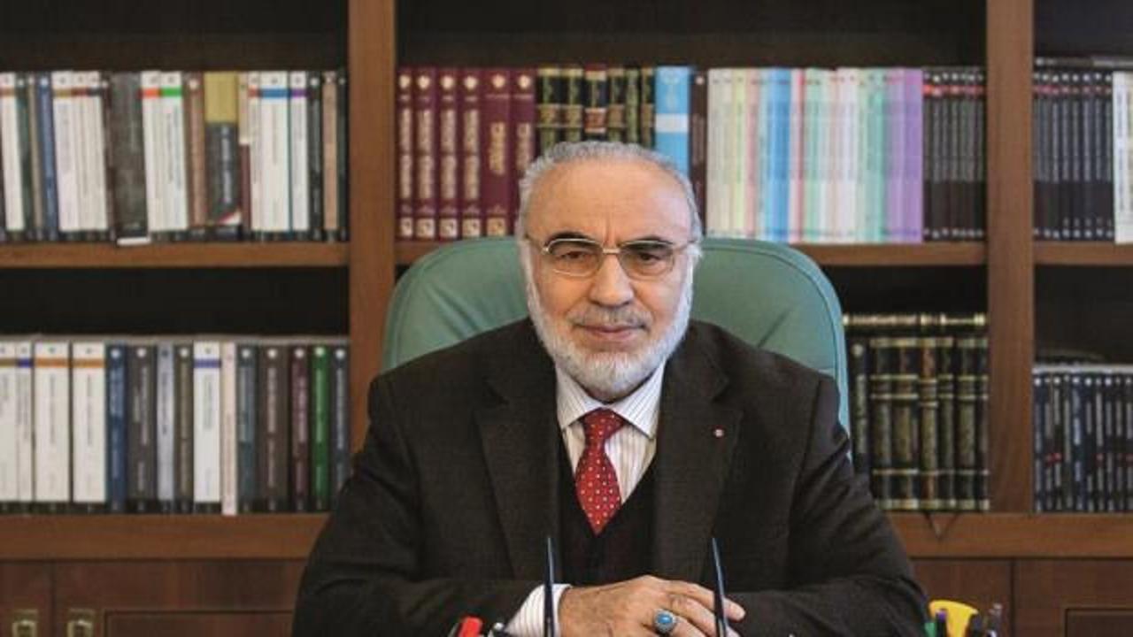 Prof. Dr. Raşit Küçük'ün Necmettin Erbakan ile ilgili anıları anlatıldığı bir fotoğraf.