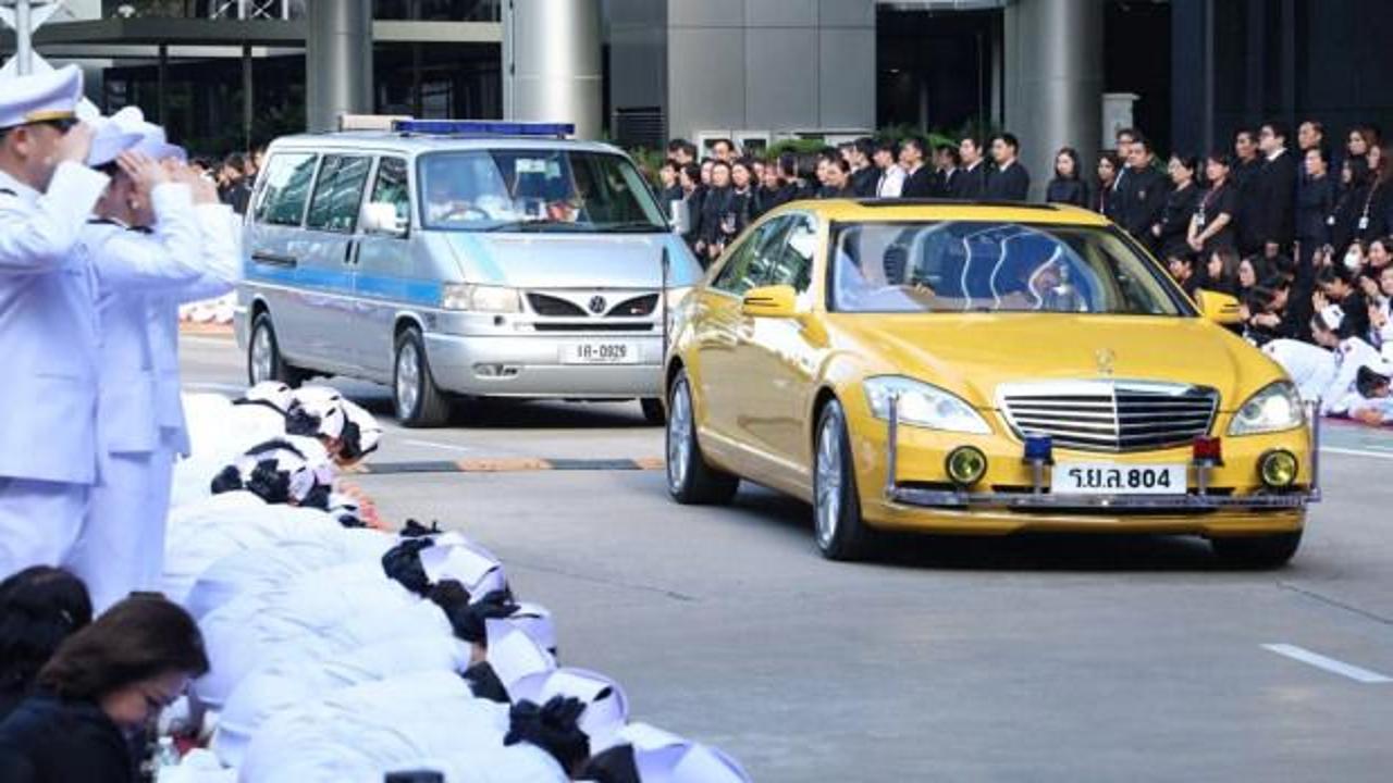 Tayland Prensesi son yolculuğuna uğurlandı