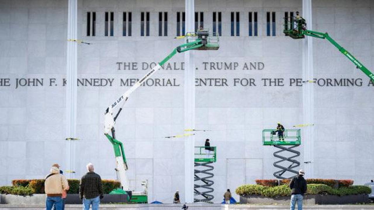 Kennedy Center binası dış görünümü