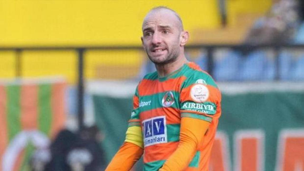 Efecan Karaca Corendon Alanyaspor formasıyla