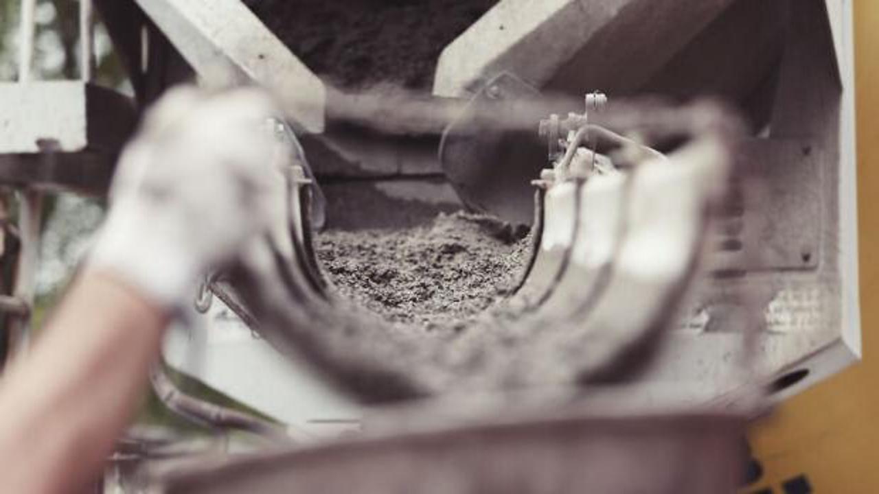 Sabancı Holding Akçansa hisse devri işlemi sonrası para görseli
