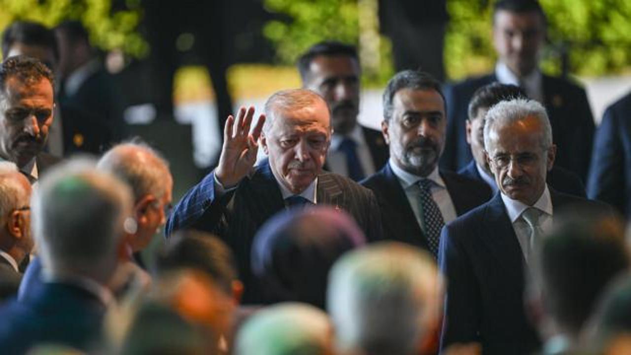 AK Parti'ye katılacağı iddia edilen Nimet Özdemir ve Rasim Arı'nın görselleri.