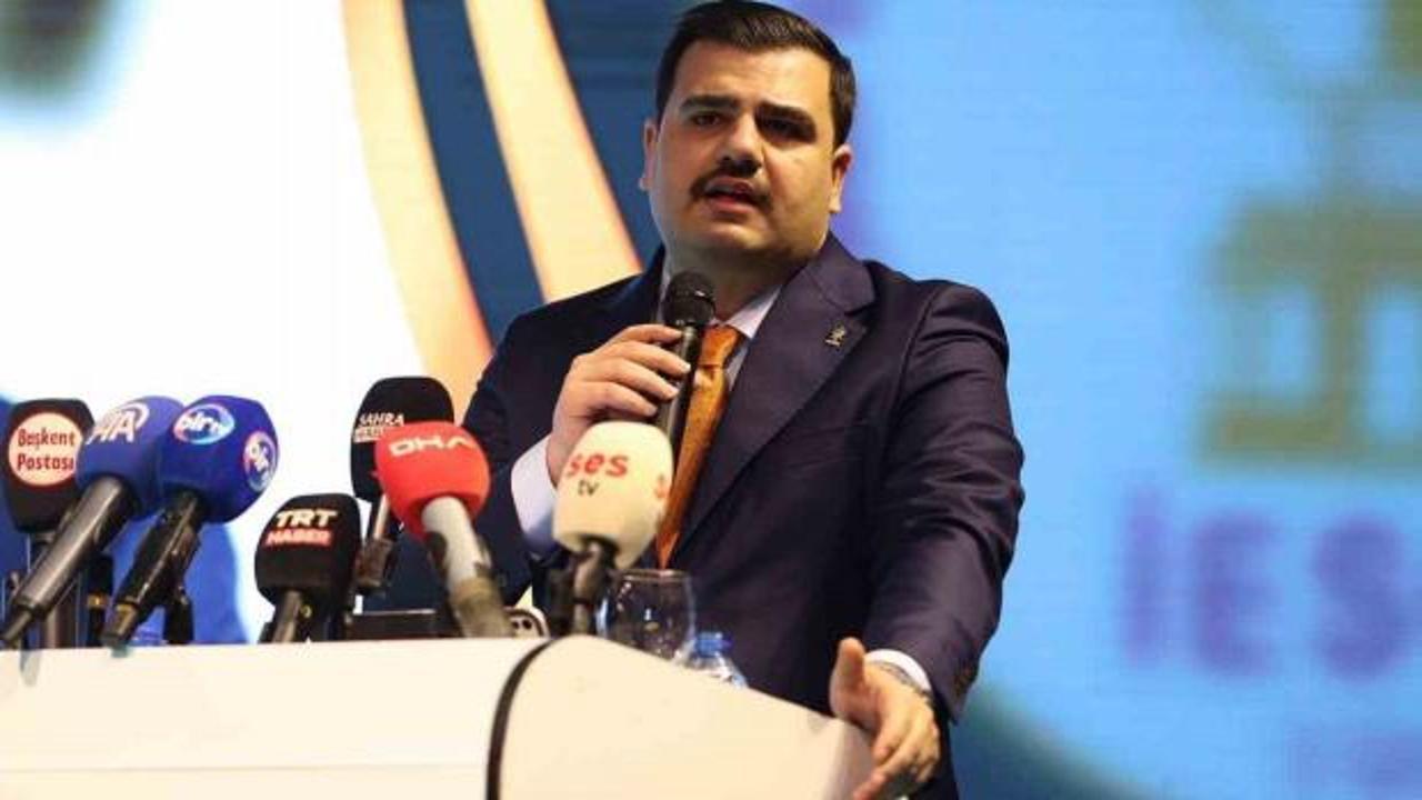 AK Parti Genel Sekreteri Eyyüp Kadir İnan, AP'nin 2025 Türkiye Raporu'na tepki gösteriyor.